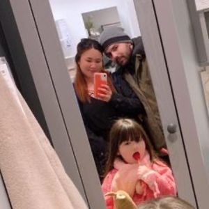 Meet your Posher, Leslie joy